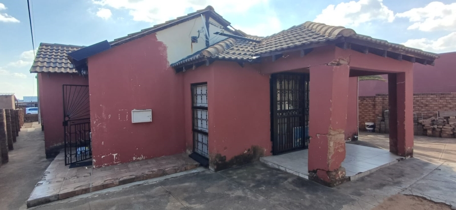 3 Bedroom Property for Sale in Lebanon North West